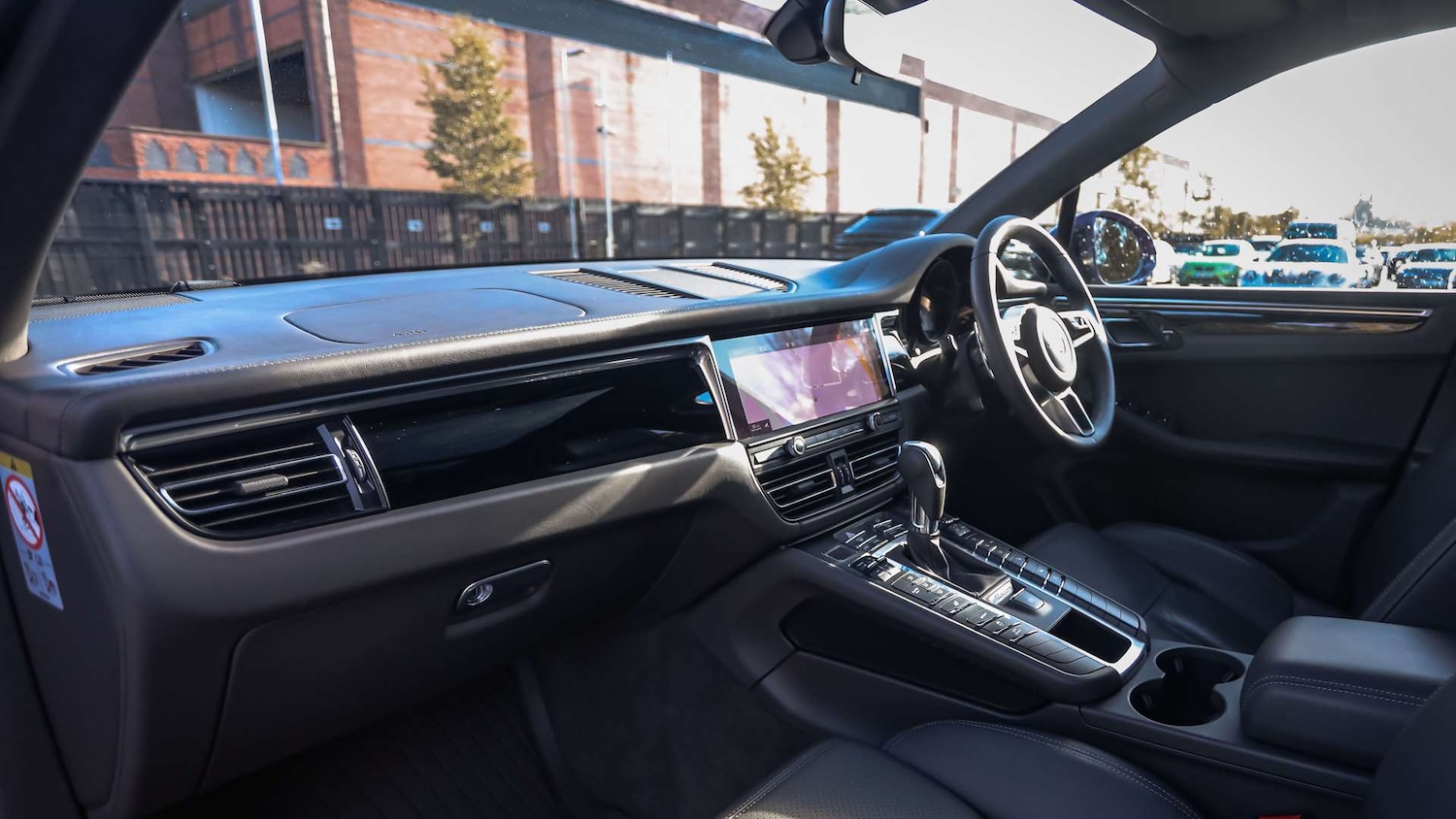 Used Porsche Macan 2021 for sale - 76435610: Photo 5