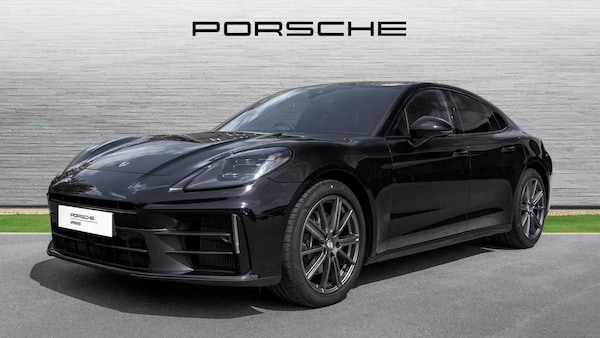 Used Porsche Panamera 2025 for sale - 75217188: Photo 2
