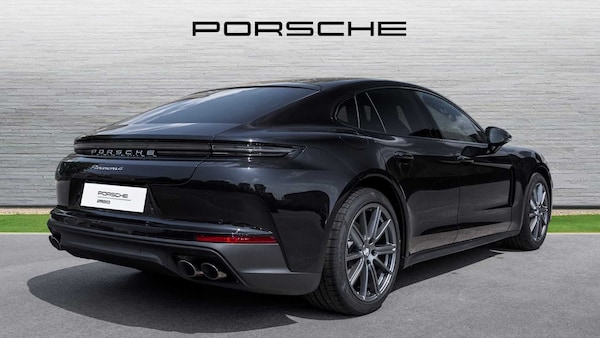 Used Porsche Panamera 2025 for sale - 75217188: Photo 3