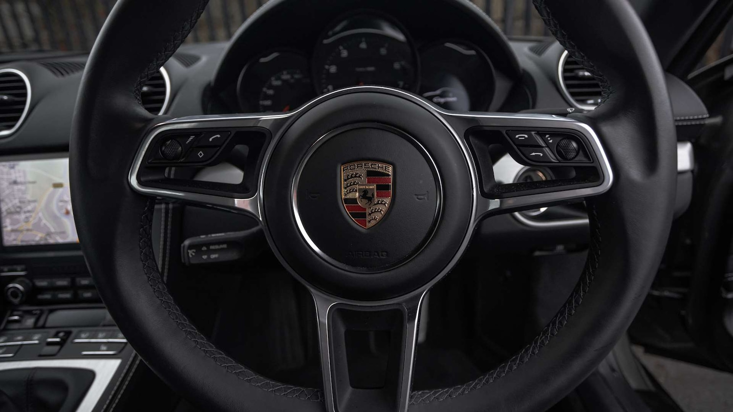 Used Porsche Cayman 2023 for sale - 76955250: Photo 11