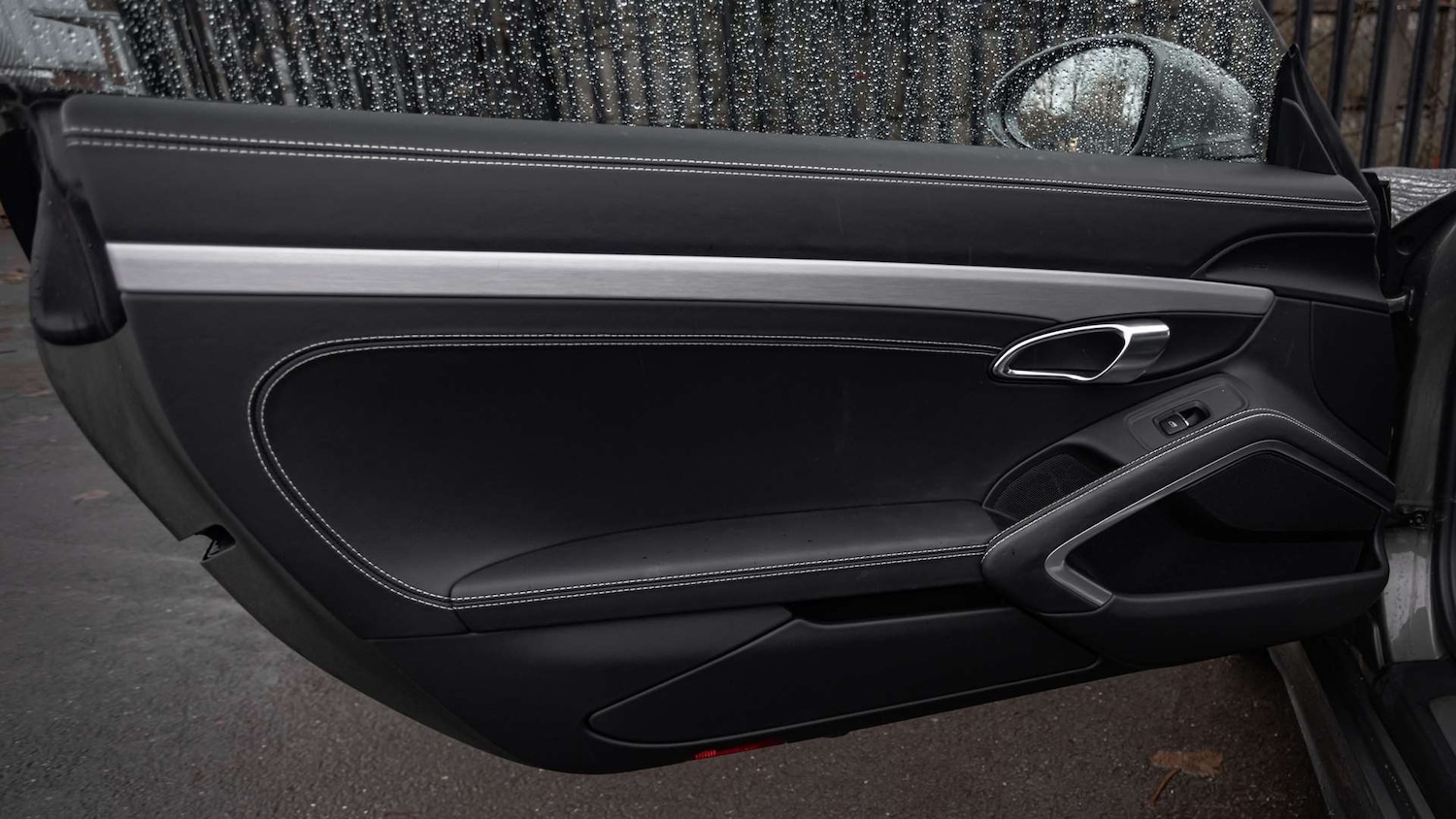 Used Porsche Cayman 2023 for sale - 76955250: Photo 20