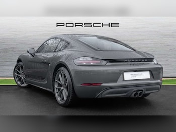 Used Porsche Cayman 2023 for sale - 76955250: Photo