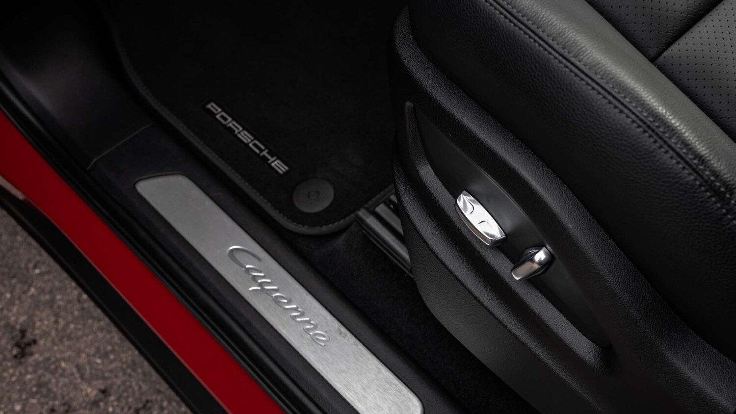 Used Porsche Cayenne 2021 for sale - 76218267: Photo 32