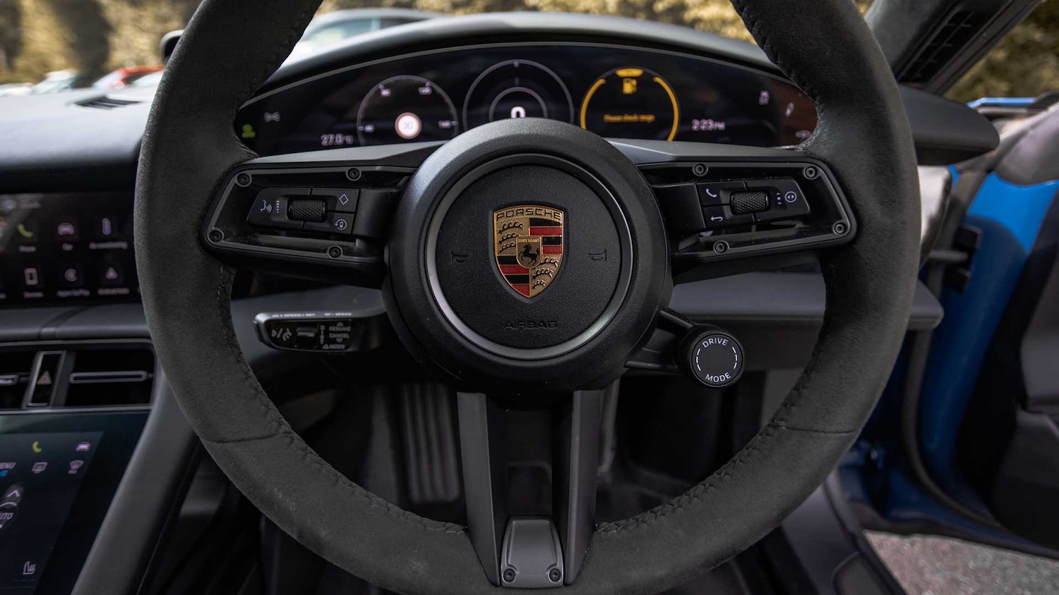 Used Porsche Taycan 2023 for sale - 76272281: Photo 12