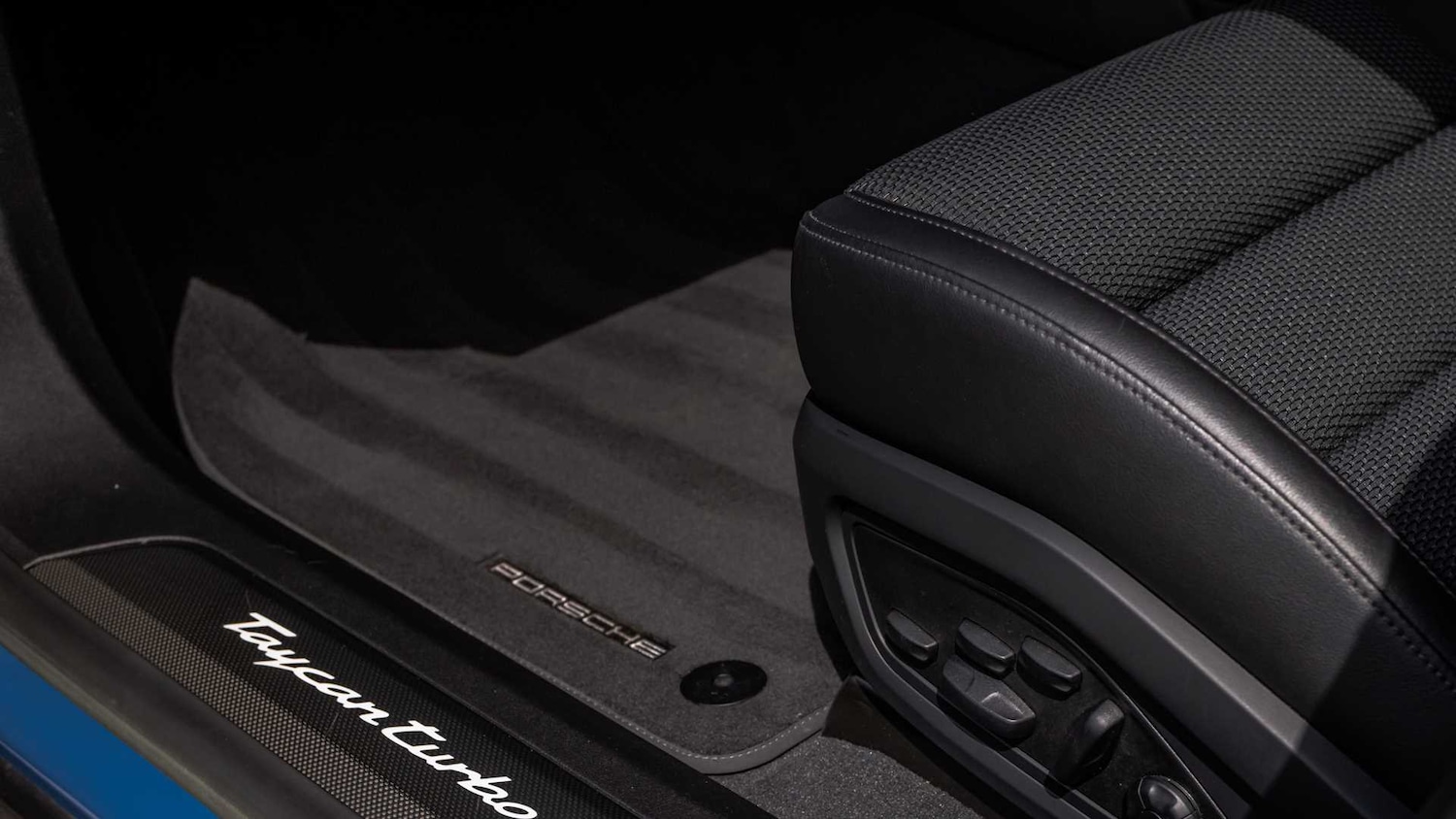 Used Porsche Taycan 2023 for sale - 76272281: Photo 19