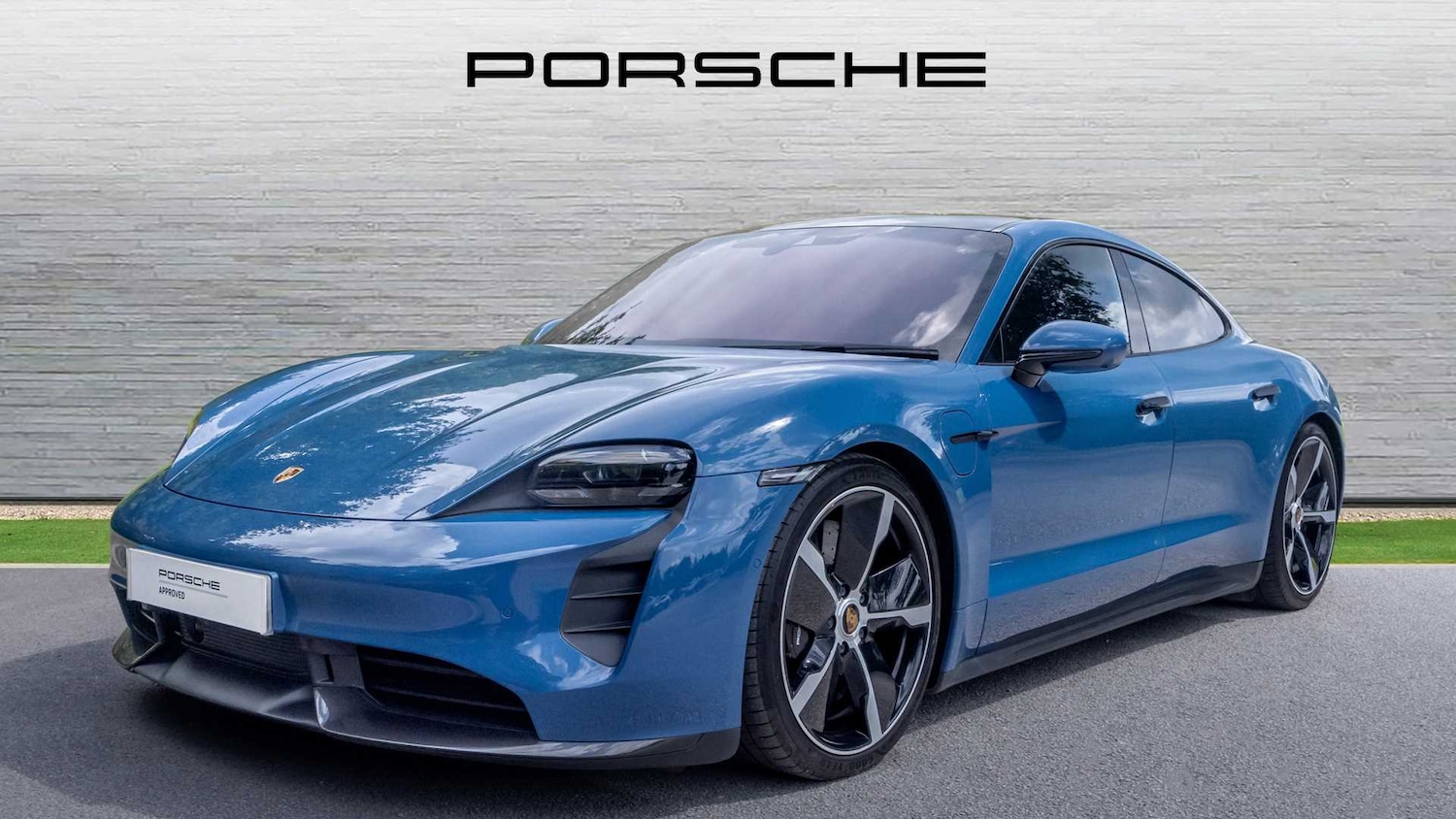 Used Porsche Taycan 2023 for sale - 76272281: Photo 2