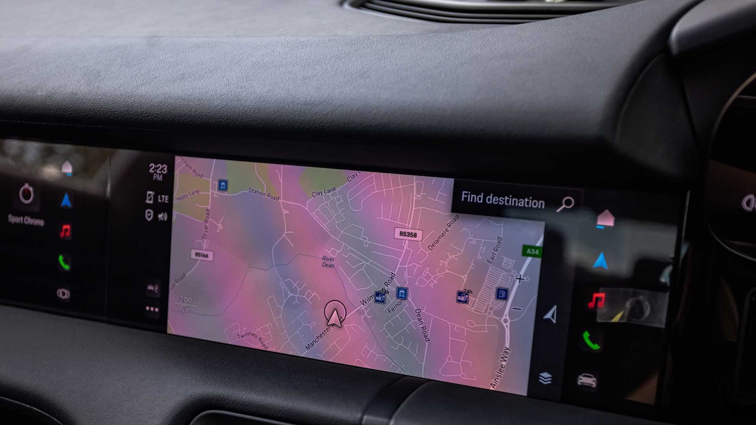 Used Porsche Taycan 2023 for sale - 76272281: Photo 26