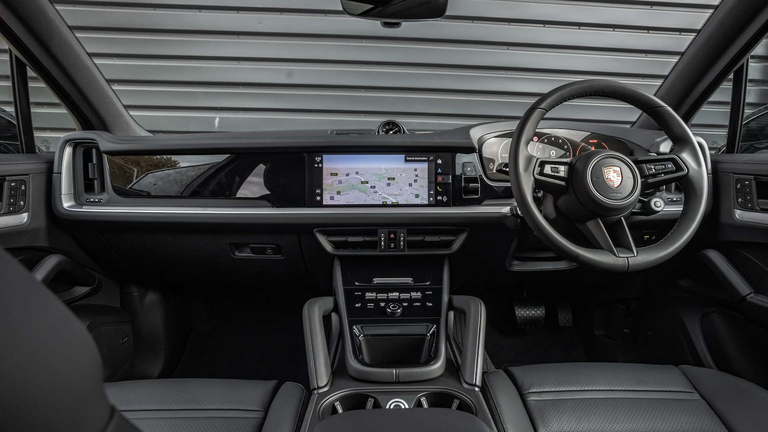 Used Porsche Cayenne 2025 for sale - 76176869: Photo 11