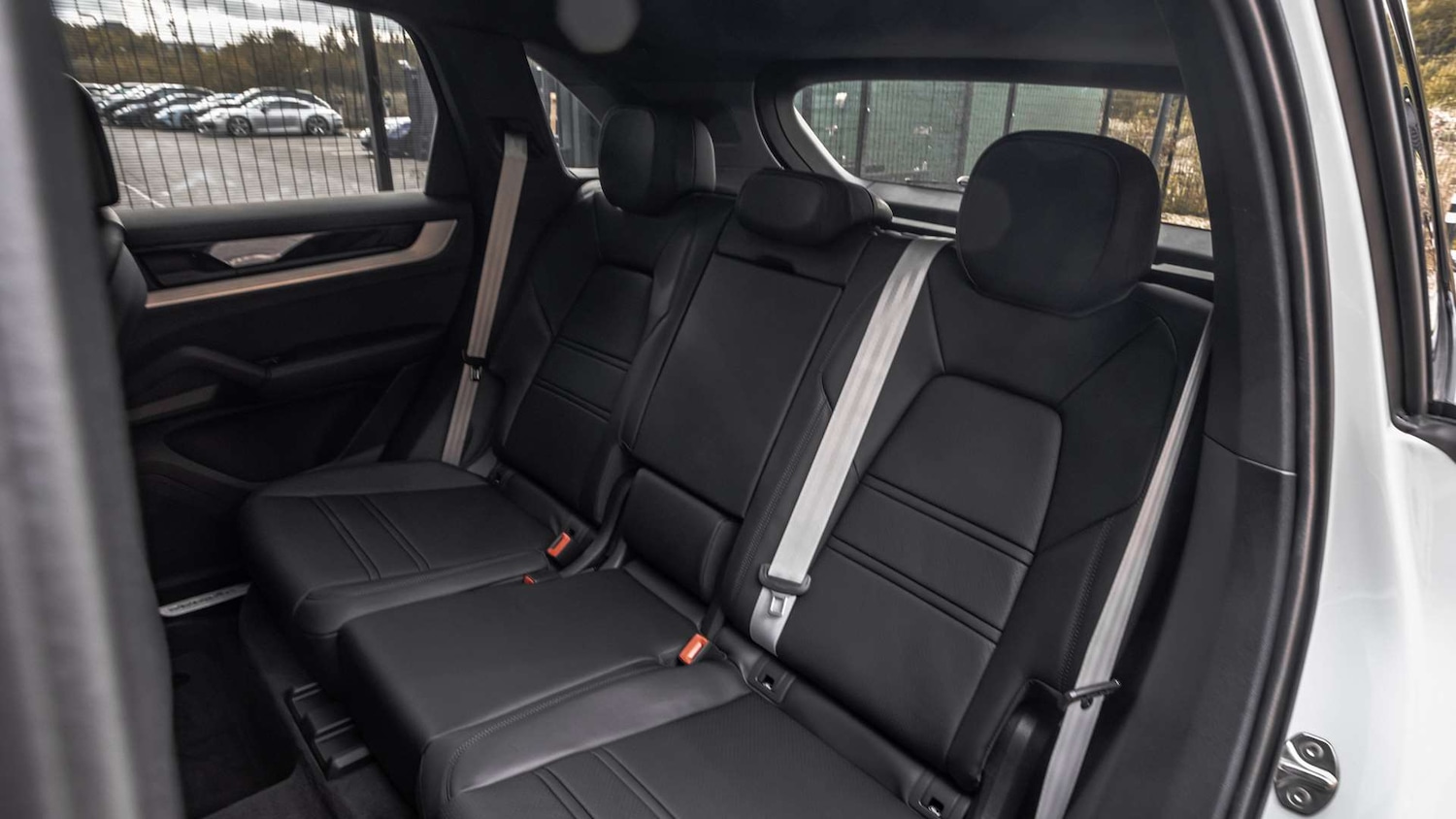 Used Porsche Cayenne 2025 for sale - 76176869: Photo 14