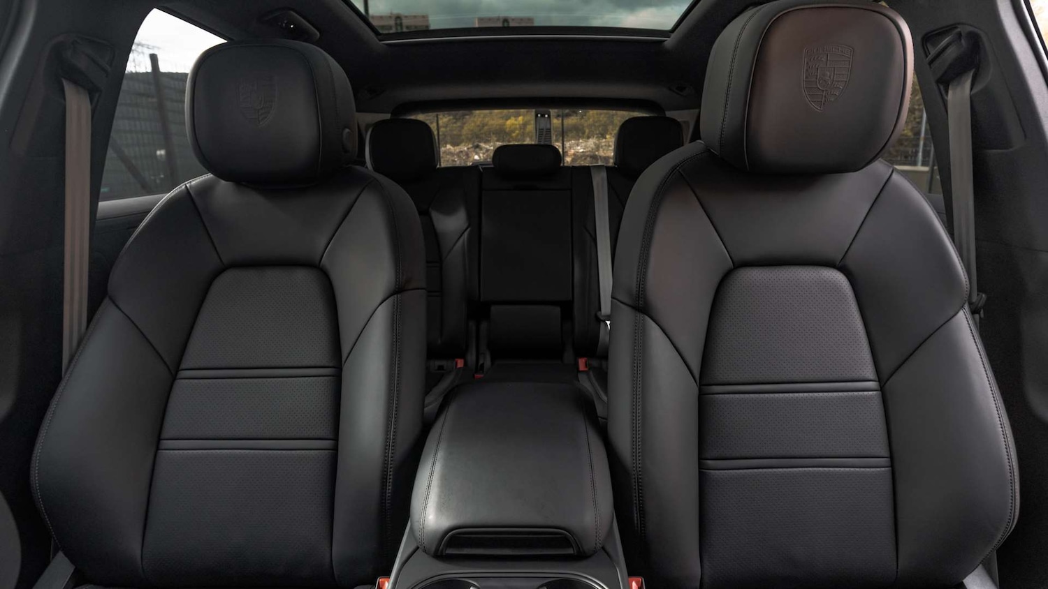 Used Porsche Cayenne 2025 for sale - 76176869: Photo 15