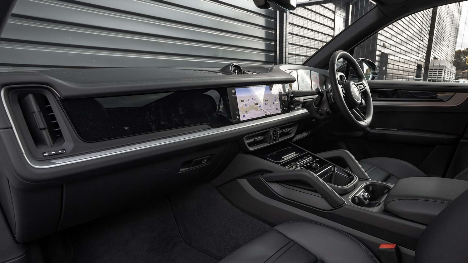 Used Porsche Cayenne 2025 for sale - 76176869: Photo 5