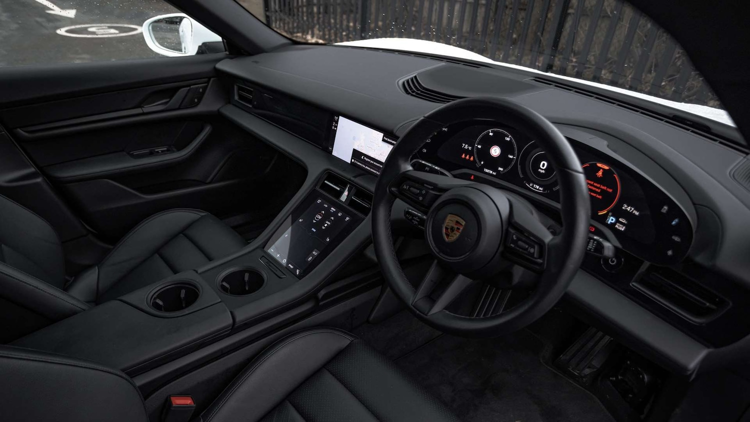 Used Porsche Taycan 2022 for sale - 77500422: Photo 11