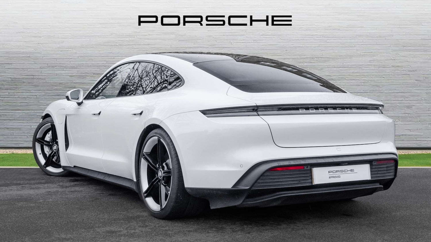 Used Porsche Taycan 2022 for sale - 77500422: Photo 4