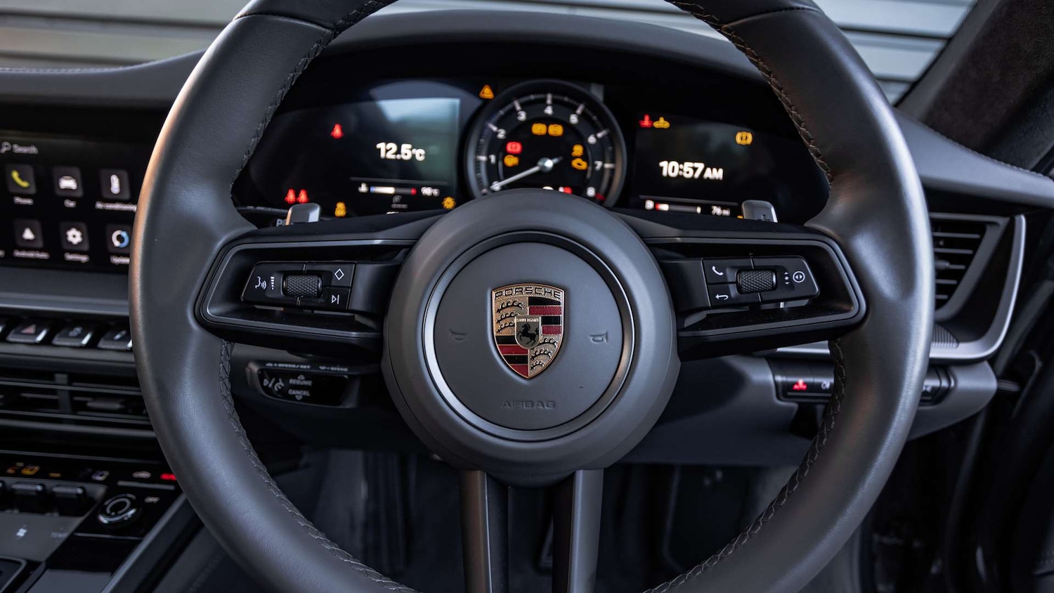 Used Porsche 911 2025 for sale - 76088127: Photo 17