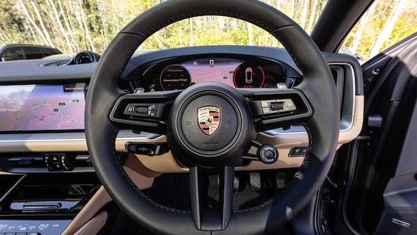 Used Porsche Cayenne 2025 for sale - 75218818: Photo 11