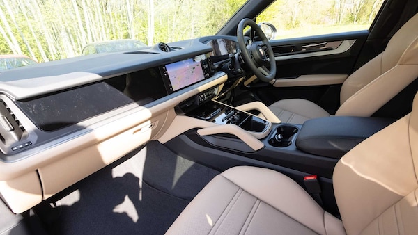 Used Porsche Cayenne 2025 for sale - 75218818: Photo 5