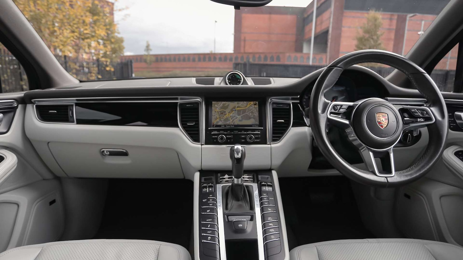 Used Porsche Macan 2015 for sale - 76401416: Photo 11