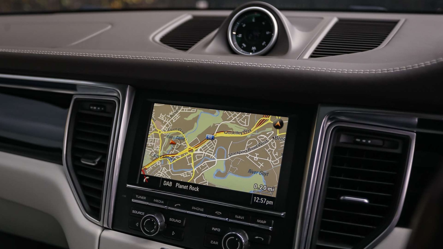 Used Porsche Macan 2015 for sale - 76401416: Photo 17