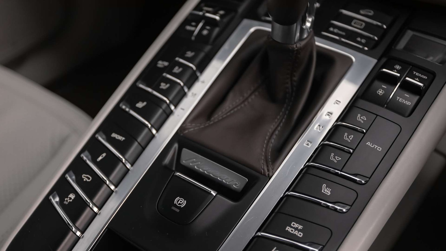 Used Porsche Macan 2015 for sale - 76401416: Photo 24