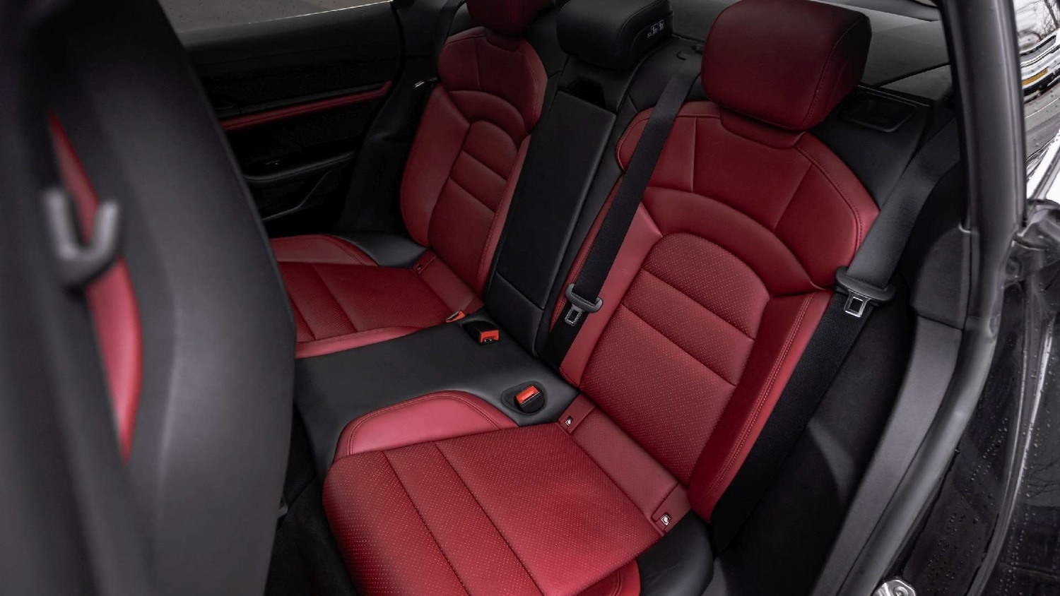 Used Porsche Taycan 2023 for sale - 77373837: Photo 29