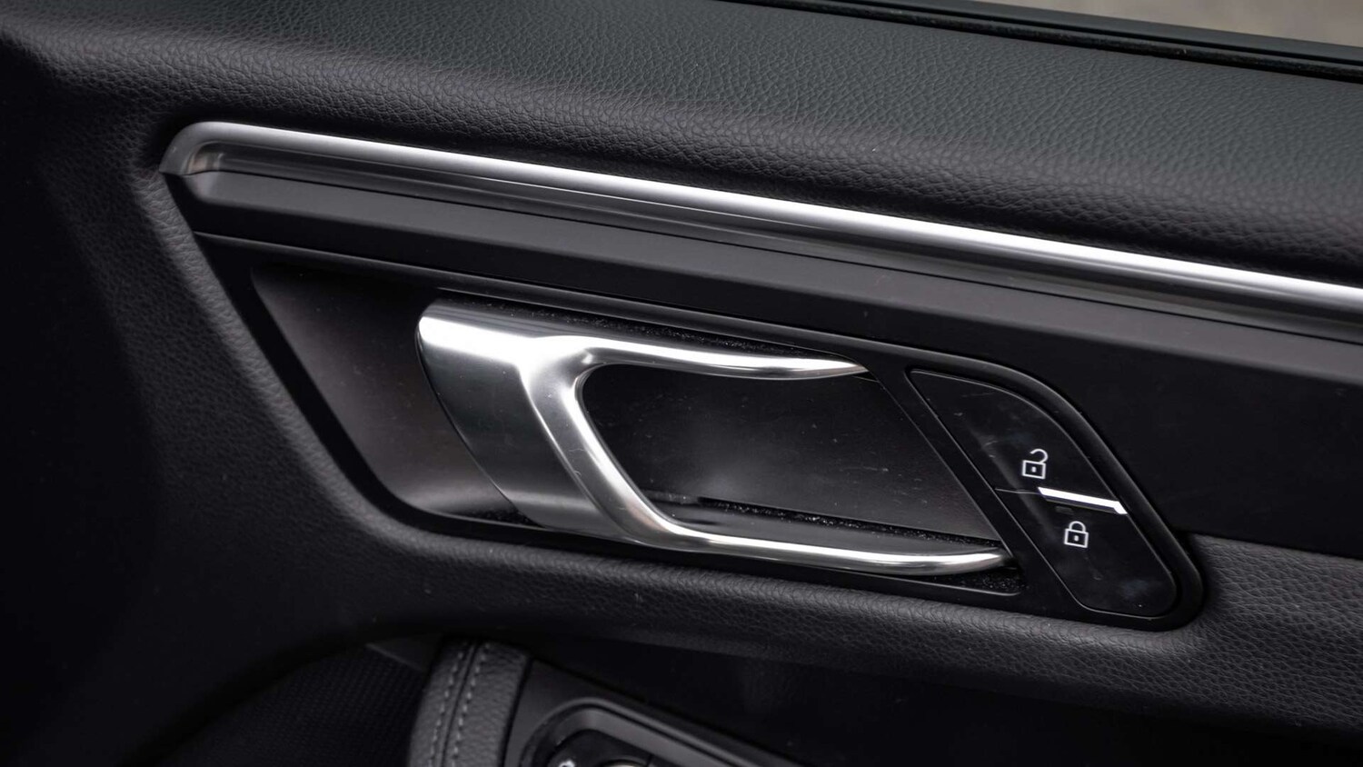 Used Porsche Macan 2024 for sale - 77648847: Photo 31