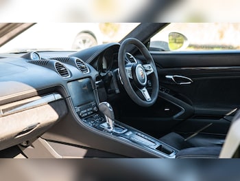 Used Porsche Other 2018 for sale - 78869296: Photo