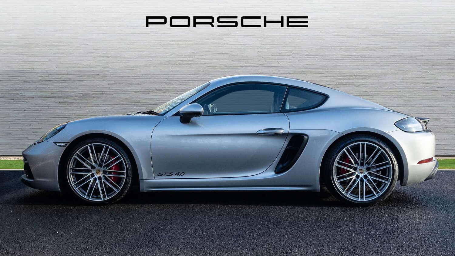 Used Porsche Other 2023 for sale - 77219784: Photo 6