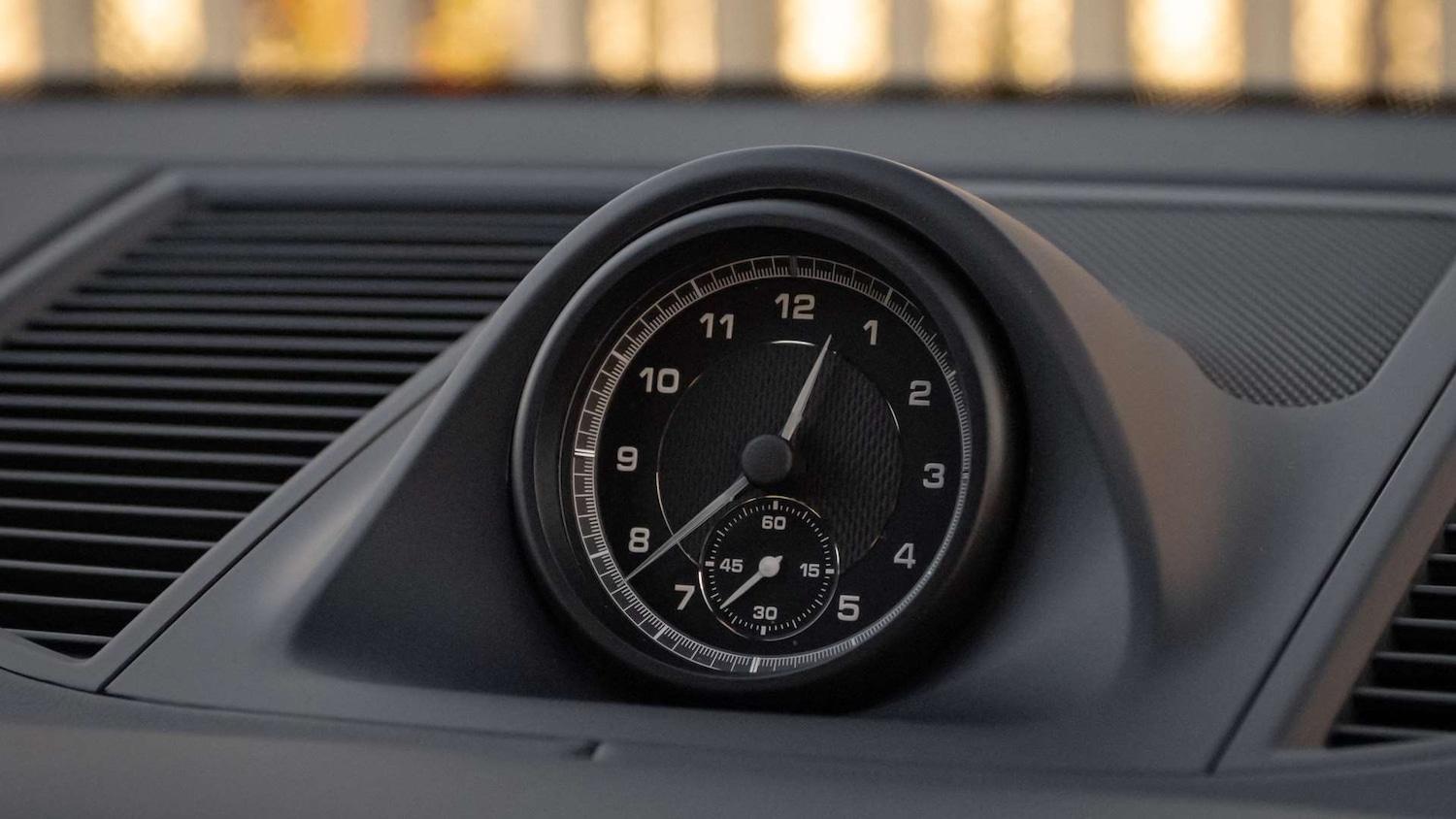 Used Porsche Macan 2025 for sale - 76704991: Photo 19