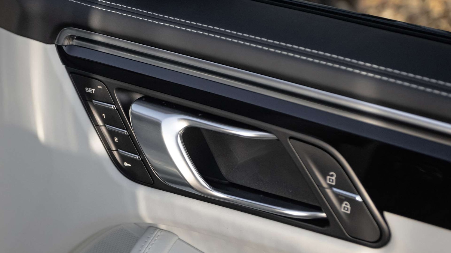 Used Porsche Macan 2025 for sale - 76704991: Photo 26