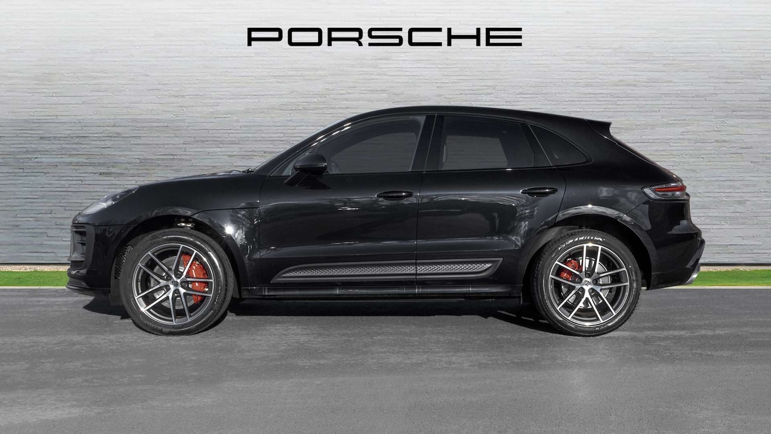 Used Porsche Macan 2025 for sale - 76704991: Photo 8