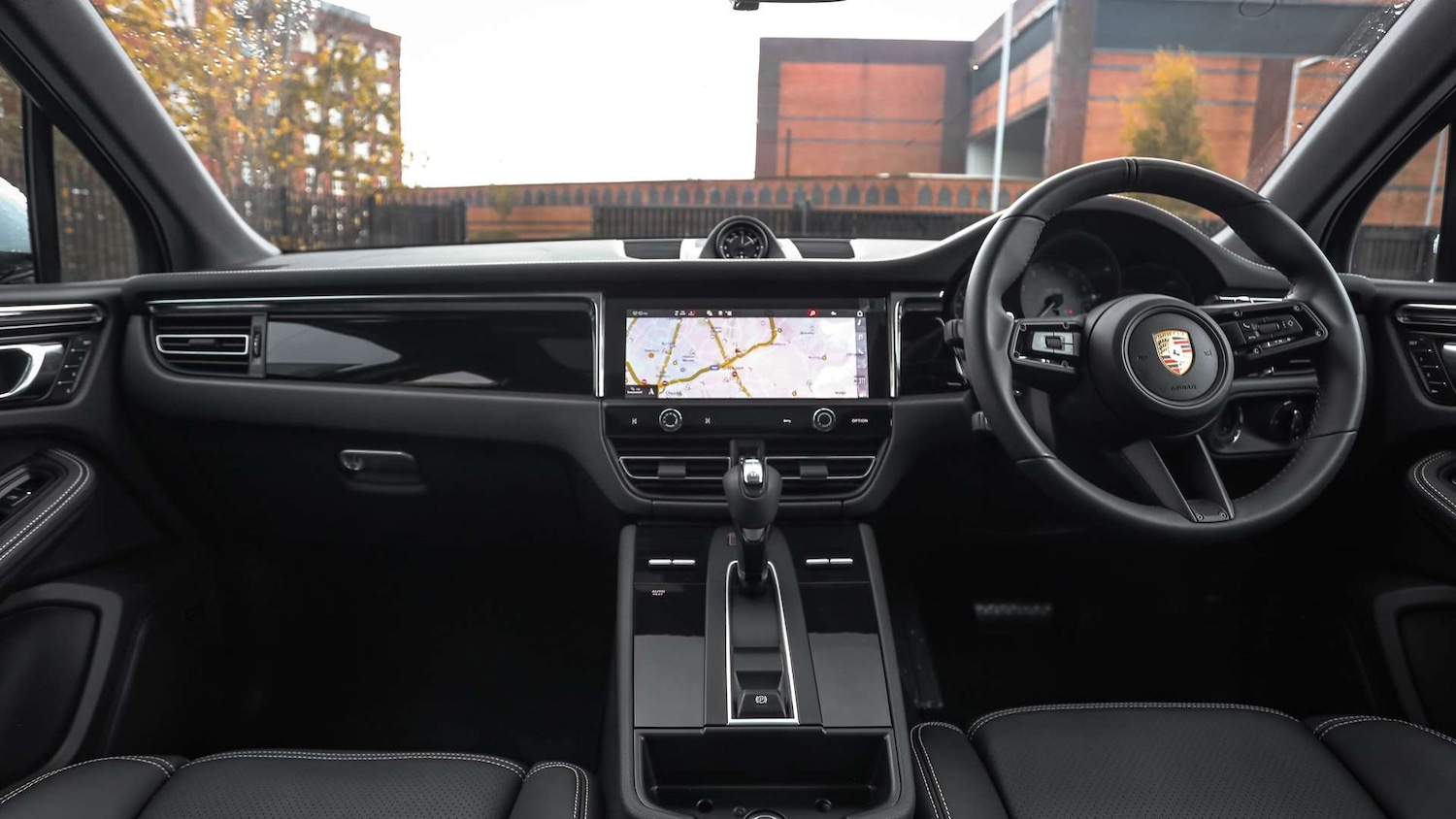 Used Porsche Macan 2025 for sale - 76587744: Photo 11