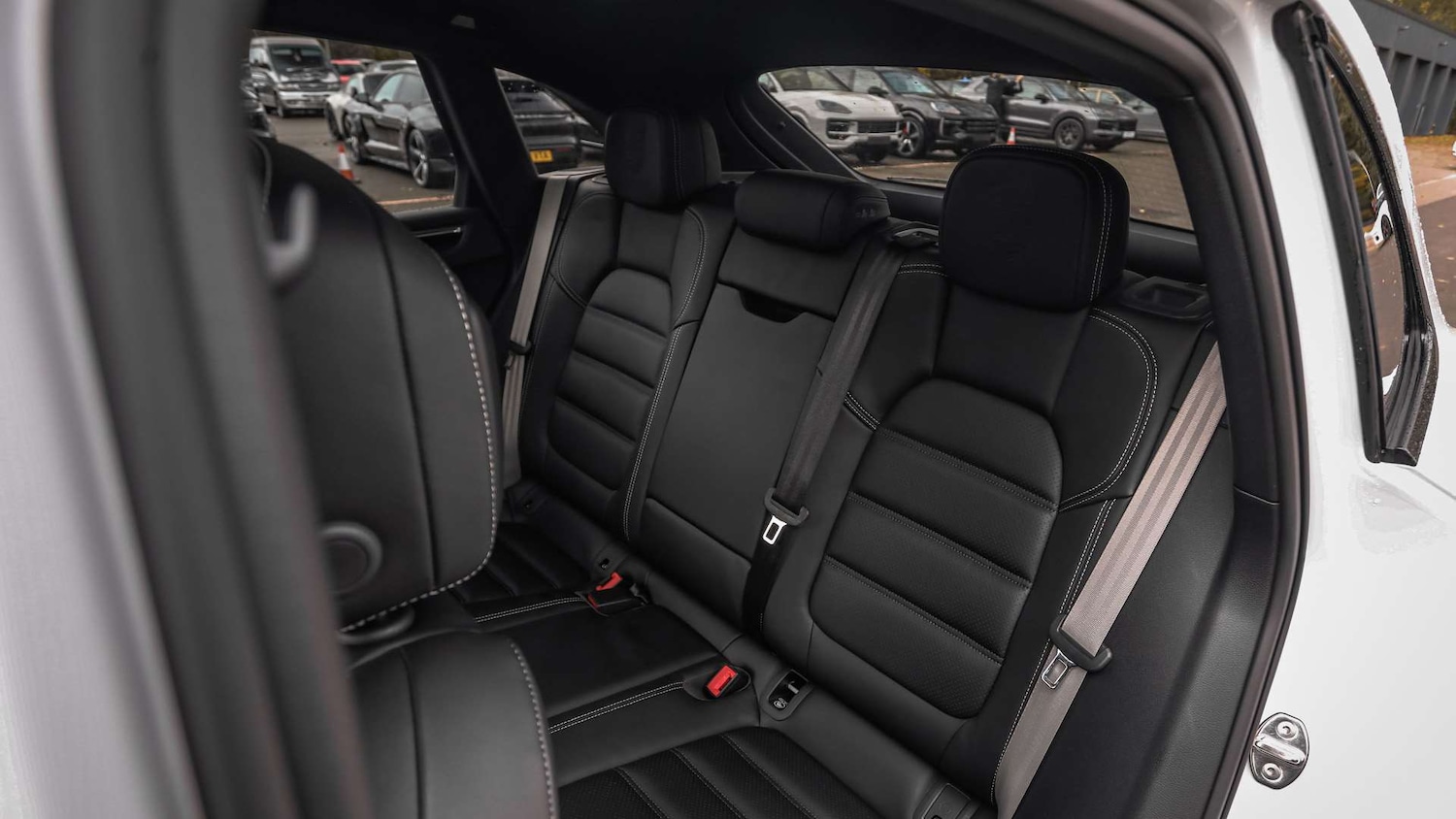 Used Porsche Macan 2025 for sale - 76587744: Photo 14