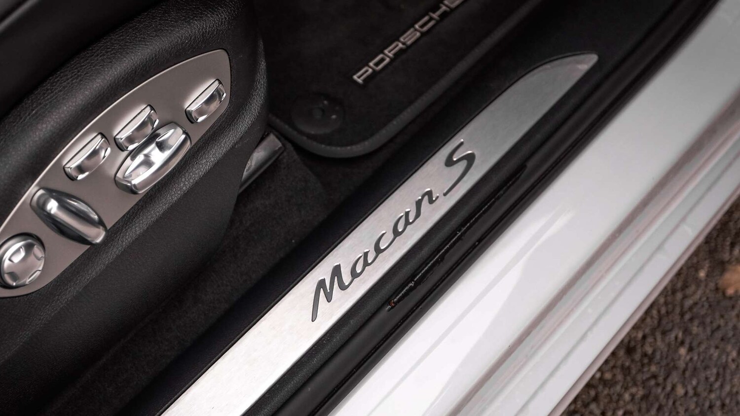 Used Porsche Macan 2025 for sale - 76587744: Photo 27