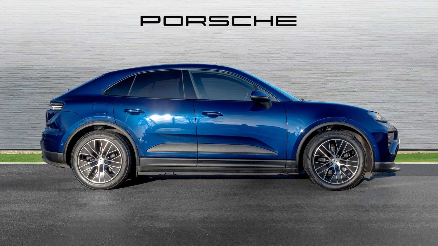 Used Porsche Macan 2025 for sale - 77500251: Photo 6
