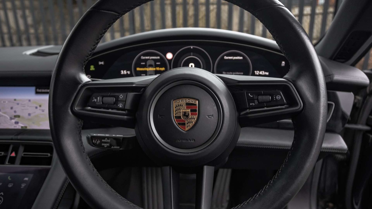 Used Porsche Taycan 2023 for sale - 77219513: Photo 13