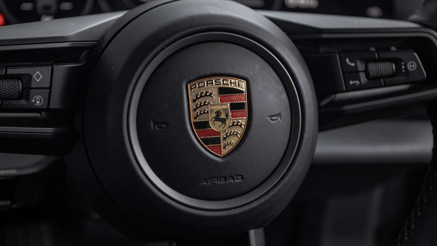 Used Porsche Taycan 2023 for sale - 77219513: Photo 21