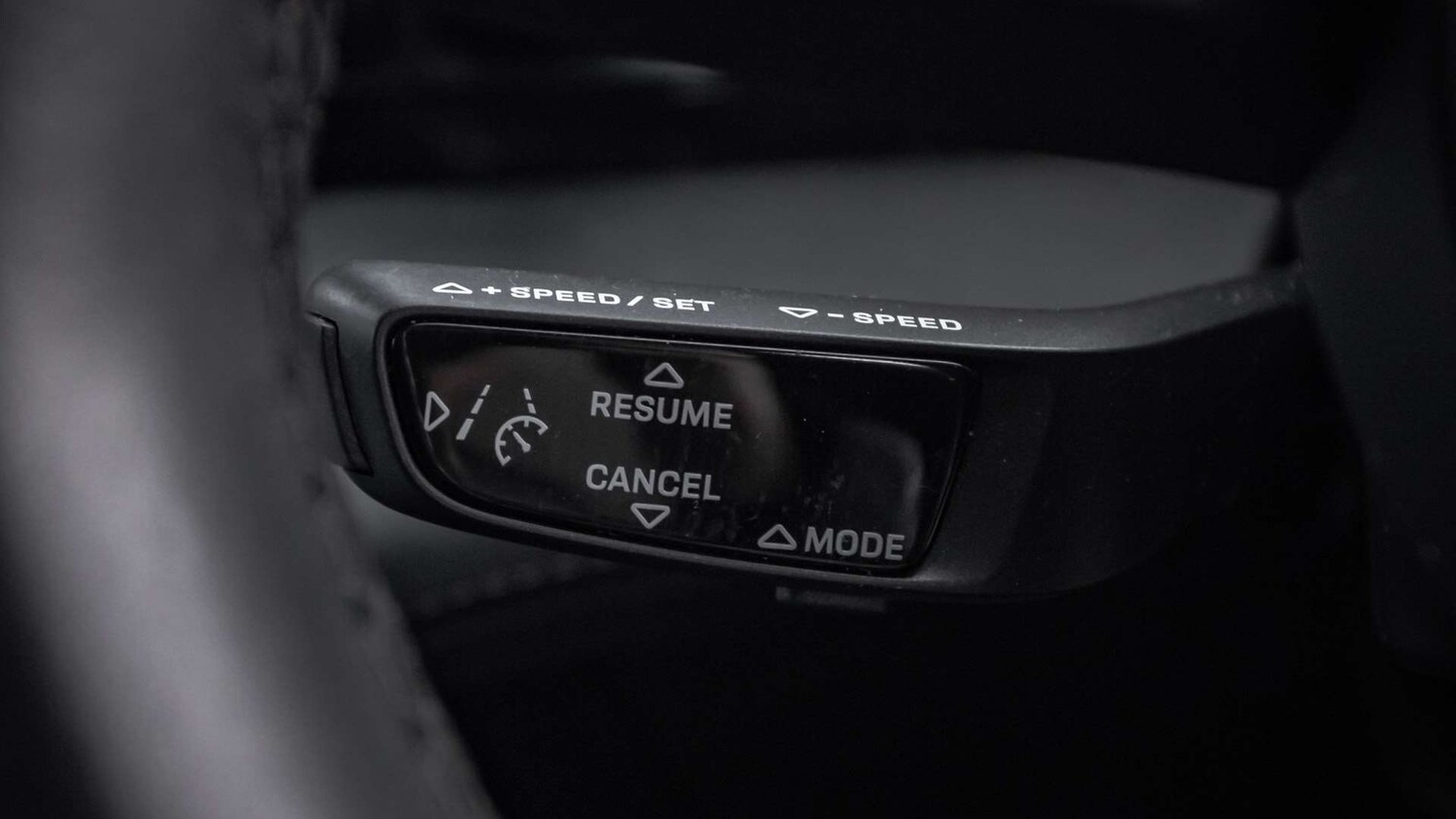 Used Porsche Taycan 2023 for sale - 77219513: Photo 22