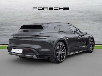 Used Porsche Taycan 2023 for sale - 77219513: Photo