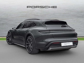 Used Porsche Taycan 2023 for sale - 77219513: Photo