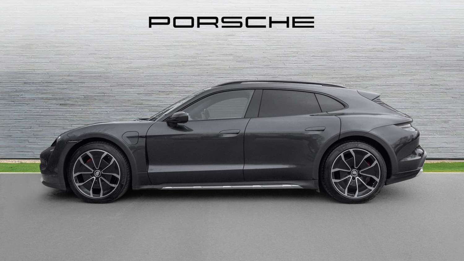 Used Porsche Taycan 2023 for sale - 77219513: Photo 8