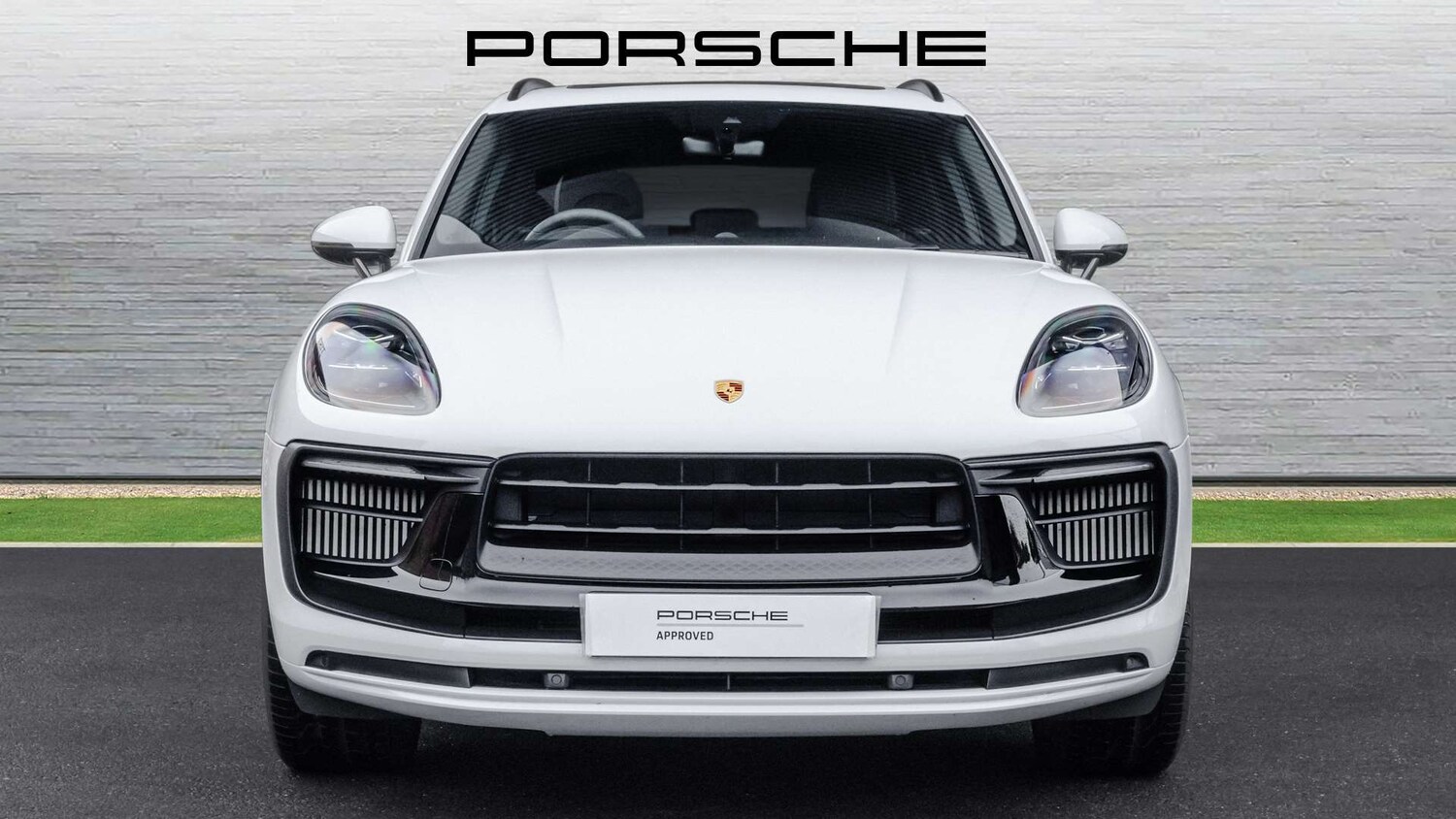 Used Porsche Macan 2025 for sale - 76252207: Photo 9