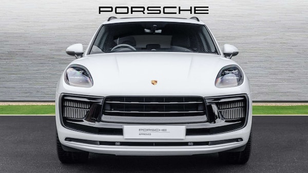 Used Porsche Macan 2025 for sale - 76252207: Photo 9