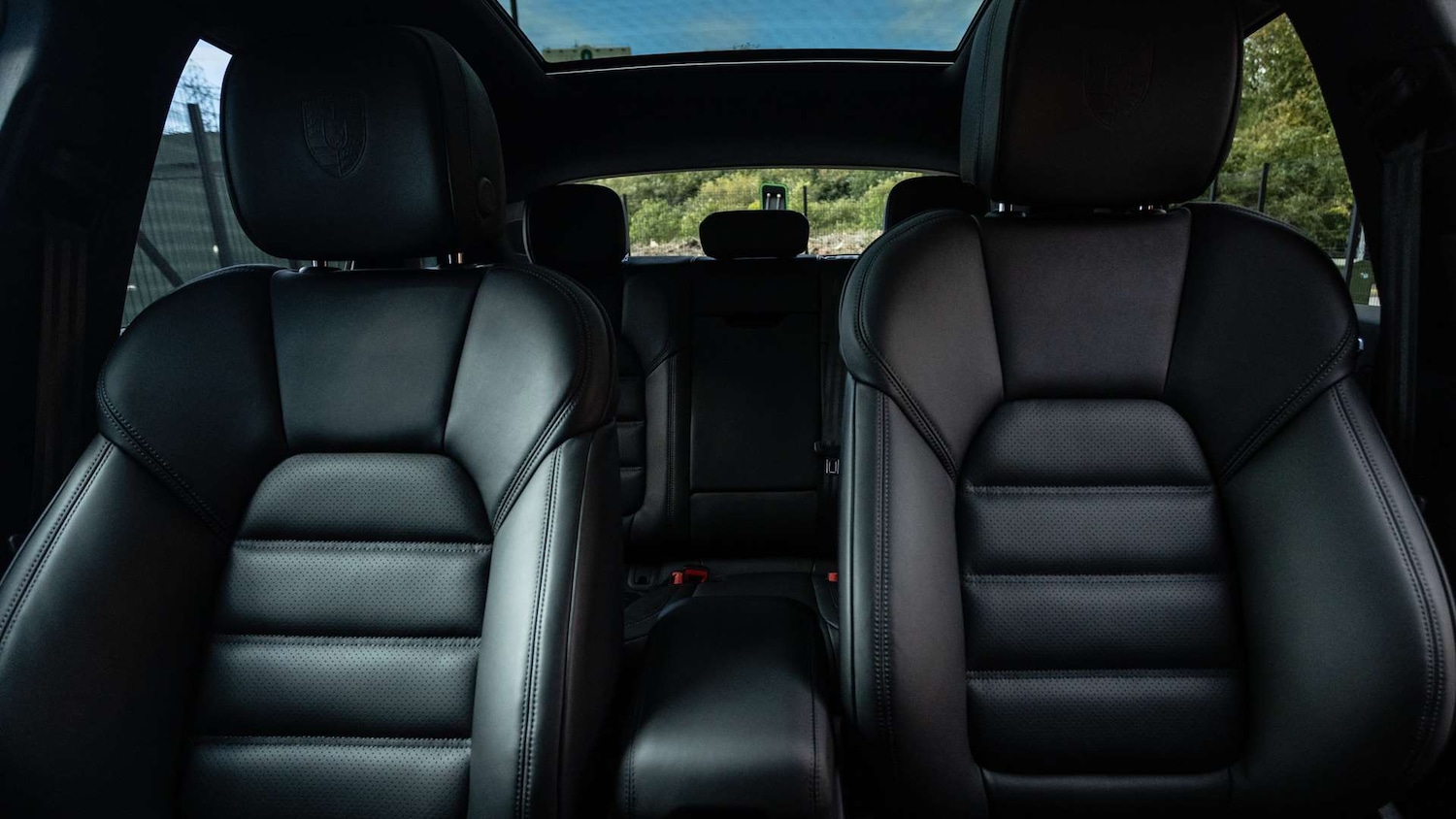 Used Porsche Macan 2025 for sale - 76789303: Photo 16