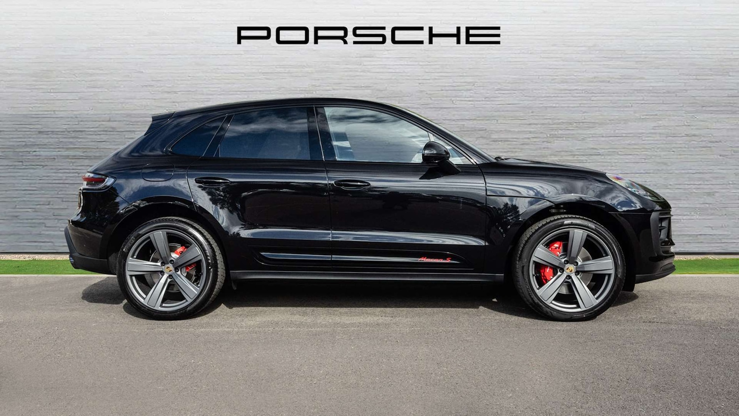 Used Porsche Macan 2025 for sale - 76789303: Photo 7