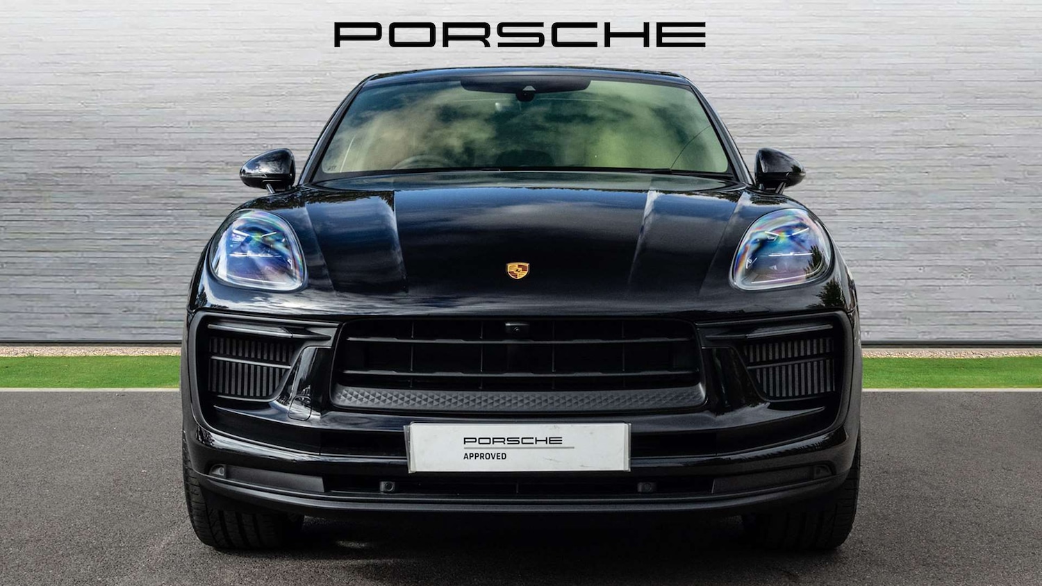 Used Porsche Macan 2025 for sale - 76789303: Photo 9
