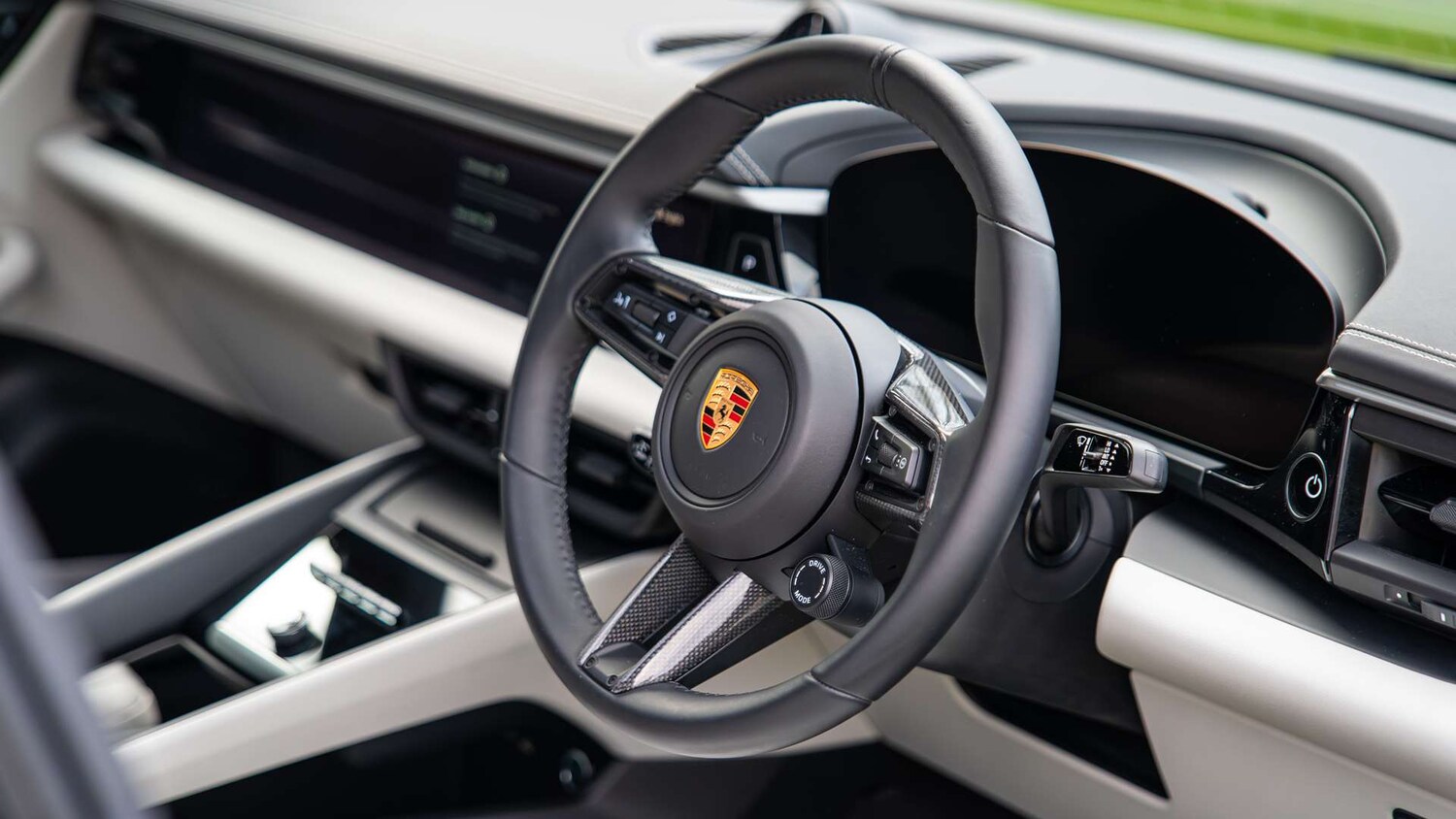 Used Porsche Macan 2025 for sale - 78051911: Photo 11