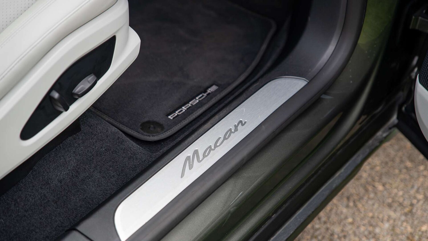 Used Porsche Macan 2025 for sale - 78051911: Photo 30