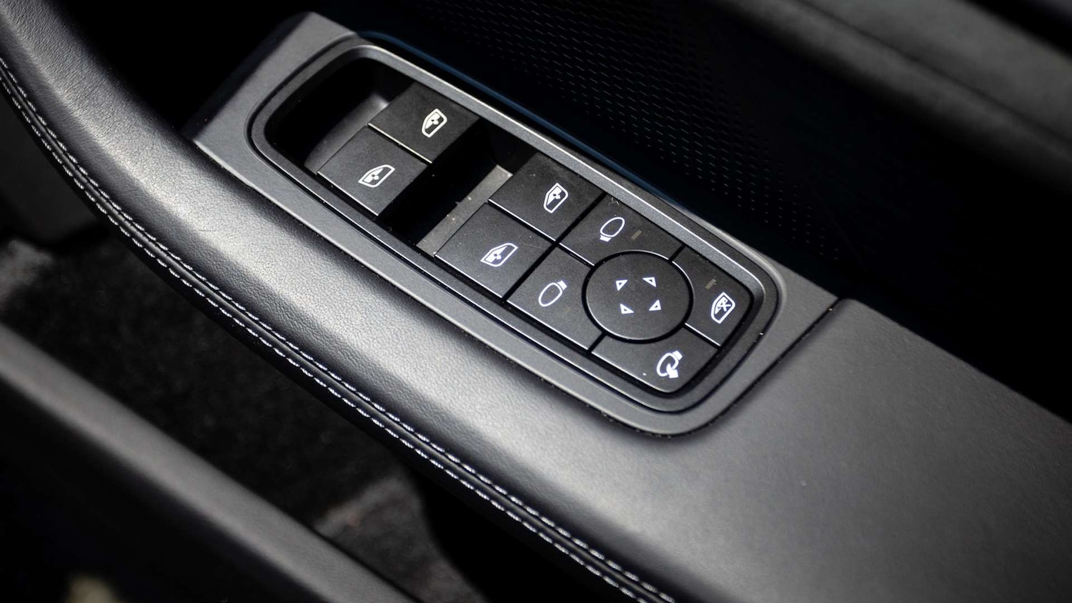 Used Porsche Taycan for sale - 77194463: Photo 24