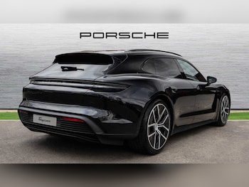 Used Porsche Taycan 2025 for sale - 75218120: Photo
