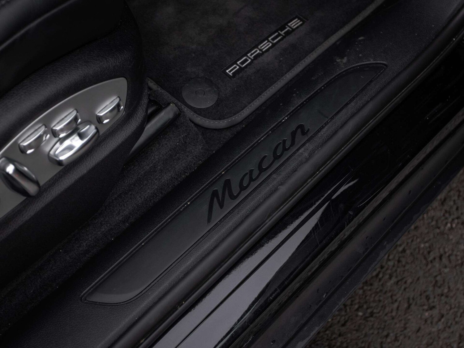 Used Porsche Macan 2023 for sale - 77686447: Photo 23